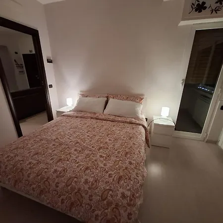 Romantica House